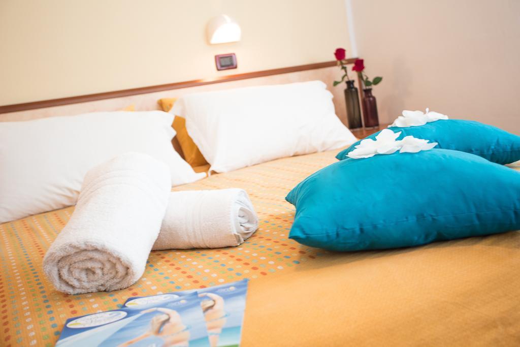 Hotel Globus Cesena Ruang foto