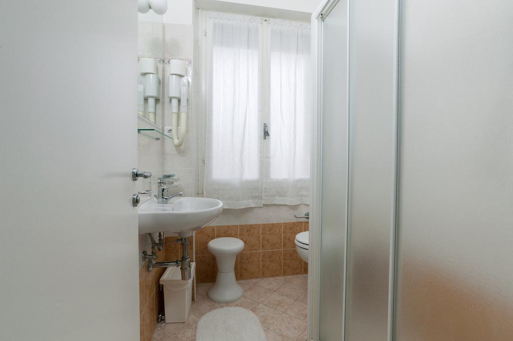 Hotel Globus Cesena Ruang foto